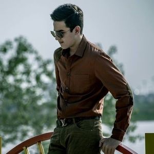 Meet your Posher, Farshad